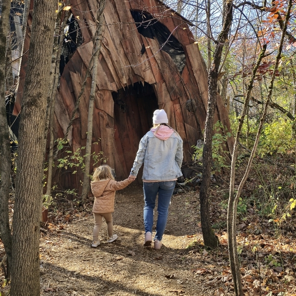 Meet your Posher, Ashley - Picture 8 of 8